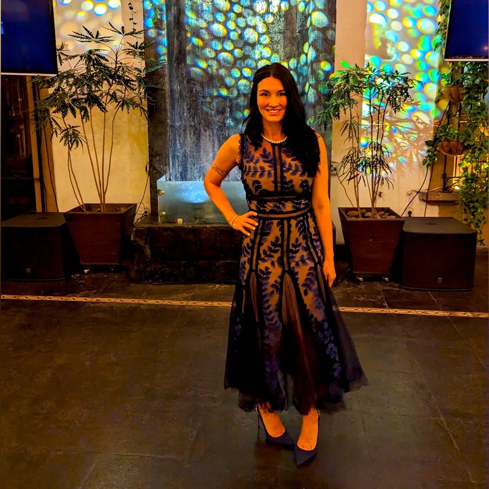 Bronx & Banco Navy lace dress